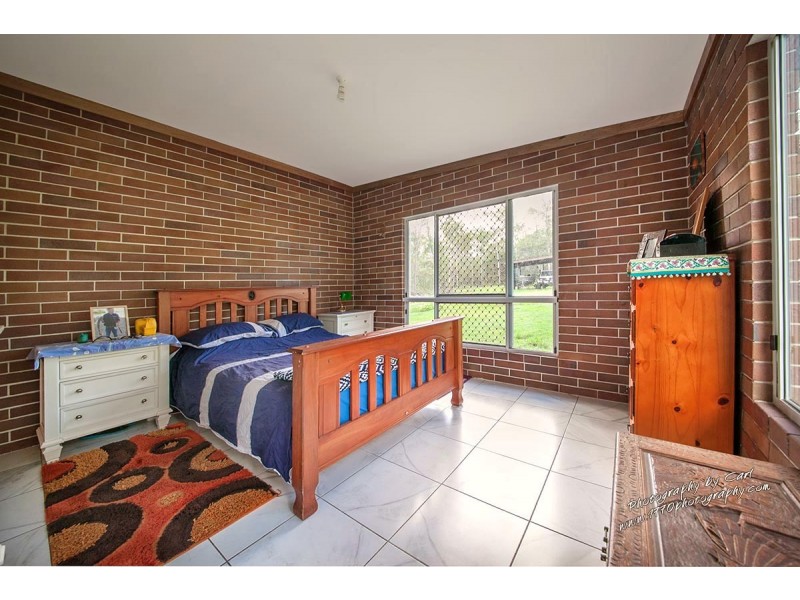 108 Creevey Drive, Captain Creek QLD 4677