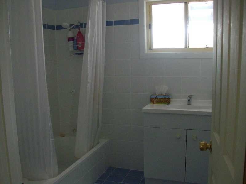990 Round Hill Road, Captain Creek QLD 4677