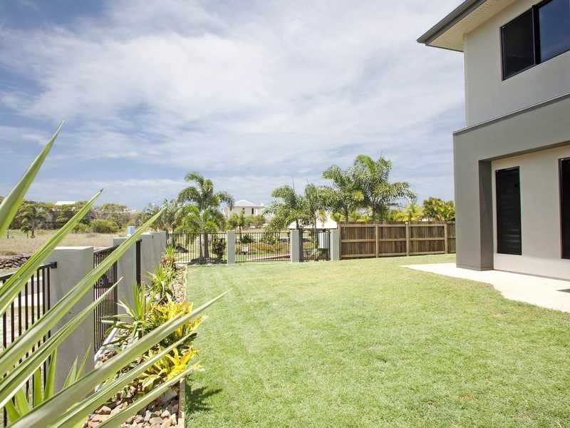 32 Sunset Drive, Agnes Water QLD 4677