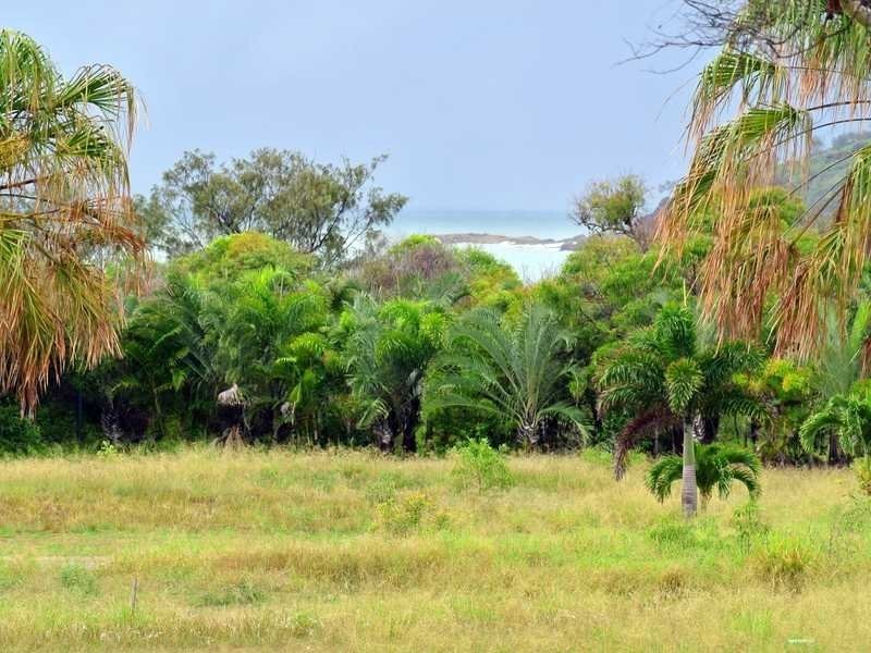 20 Atlantis Boulevard, Agnes Water QLD 4677