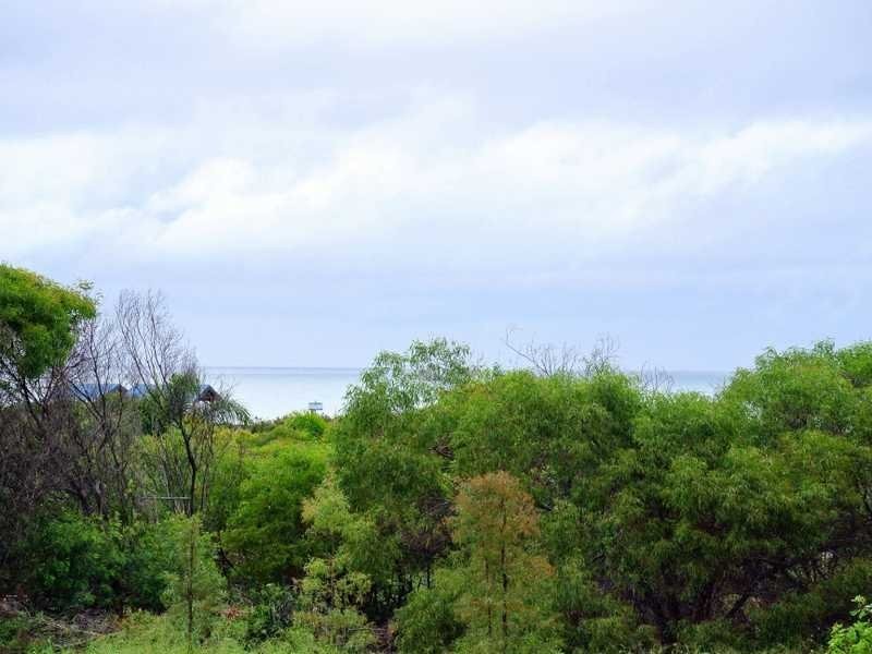 20 Atlantis Boulevard, Agnes Water QLD 4677