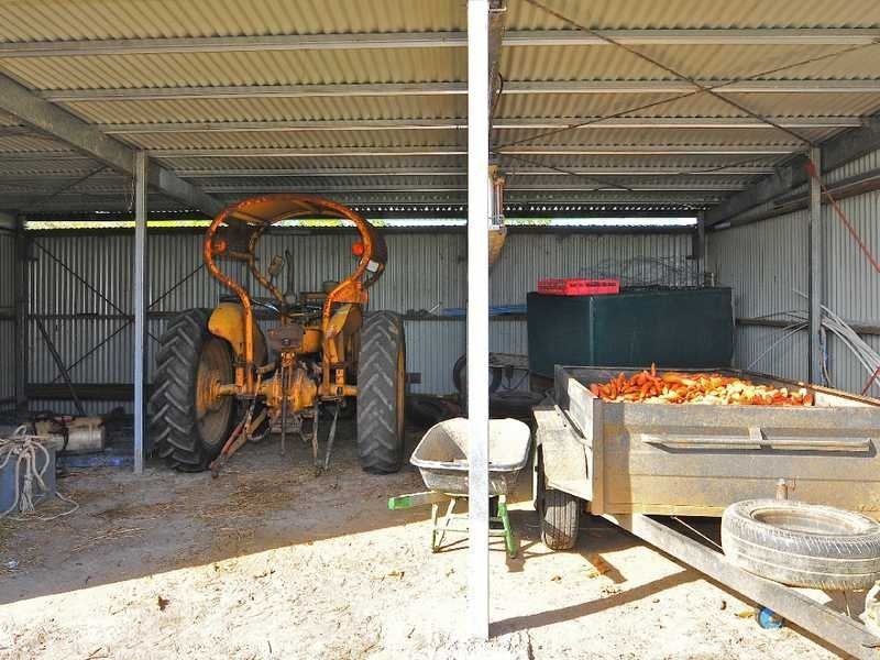22 Dillon Rd, Captain Creek QLD 4677