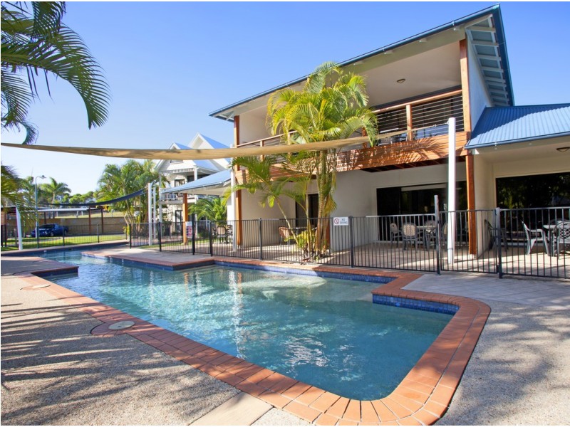 Unit 32/2 Beaches Village Circuit, Agnes Water QLD 4677