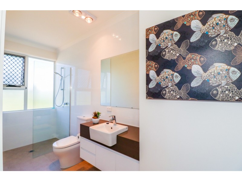 1 Rules Beach Road, Rules Beach QLD 4674