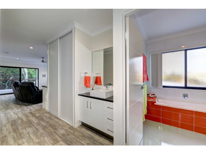 11 Beach Houses, Agnes Water QLD 4677