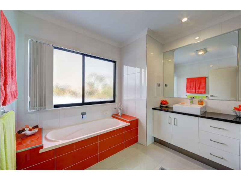 11 Beach Houses, Agnes Water QLD 4677