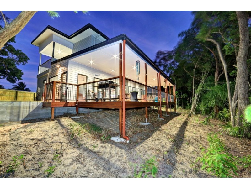 11 Beach Houses, Agnes Water QLD 4677