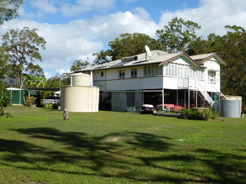 252 Matchbox Road, Deepwater QLD 4674
