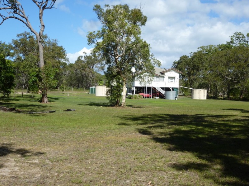 252 Matchbox Road, Deepwater QLD 4674