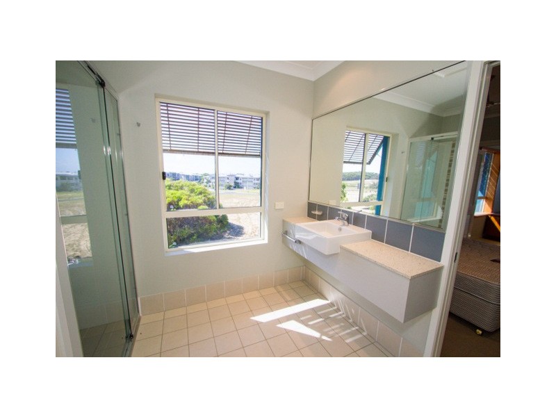10/21 NORTH BREAK DR, Agnes Water QLD 4677