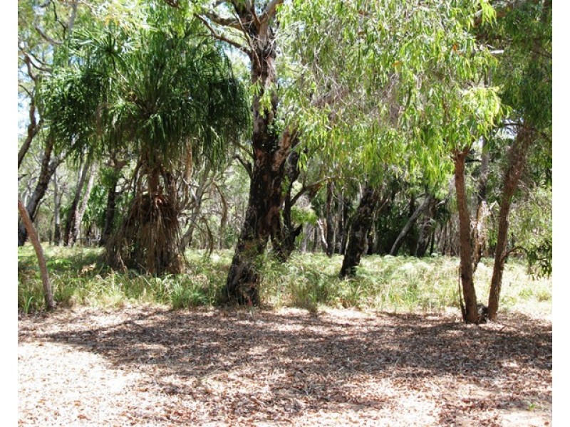 33 Bloodwood Ave Sth, Agnes Water QLD 4677