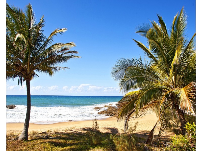 33 Bloodwood Ave Sth, Agnes Water QLD 4677