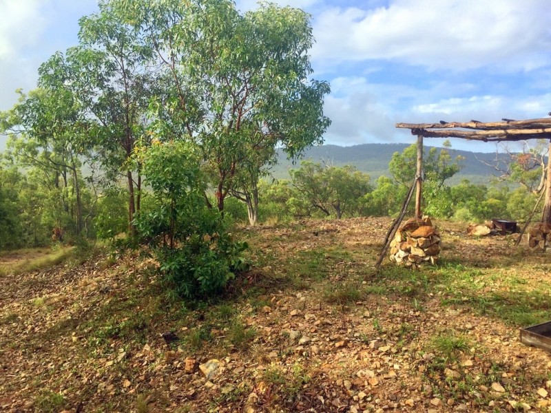 226 Murphy Road, Captain Creek QLD 4677