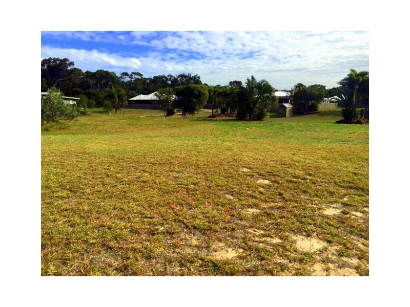 14 Waterfront Drive, Agnes Water QLD 4677