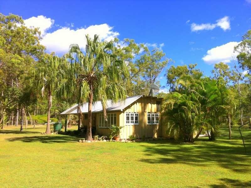 450 Davies Road, Captain Creek QLD 4677