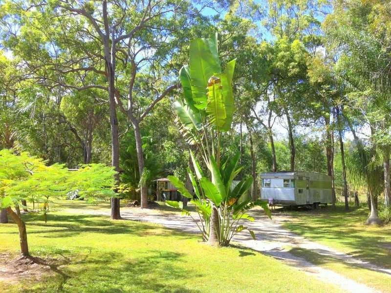 450 Davies Road, Captain Creek QLD 4677