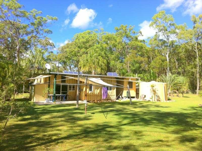 450 Davies Road, Captain Creek QLD 4677