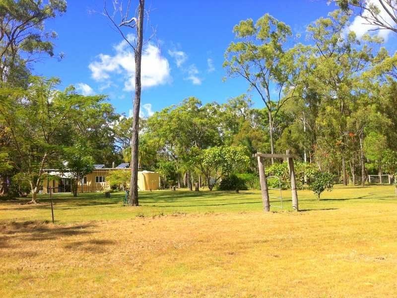 450 Davies Road, Captain Creek QLD 4677