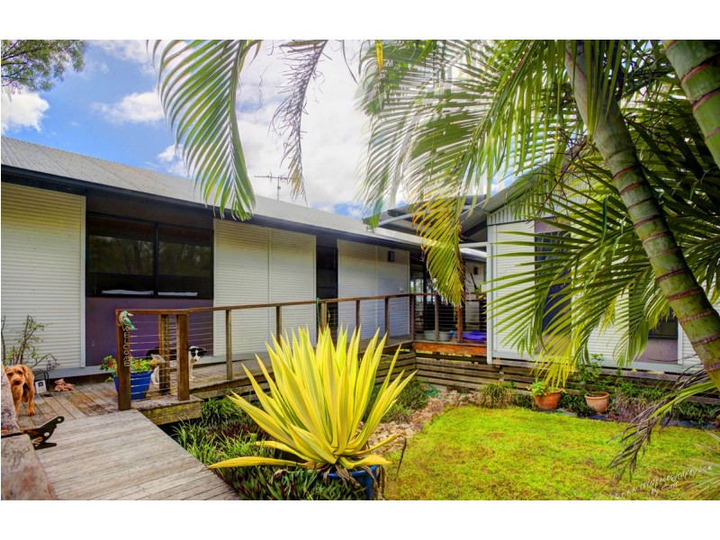 105 MURPHY RD, Captain Creek QLD 4677