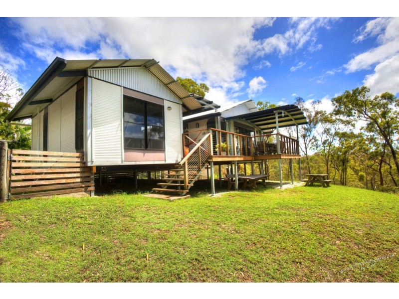 105 MURPHY RD, Captain Creek QLD 4677
