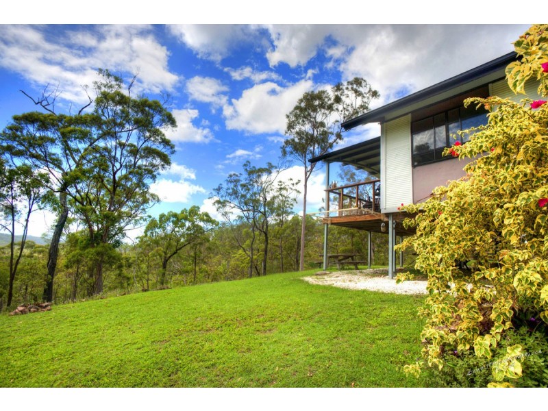 105 MURPHY RD, Captain Creek QLD 4677