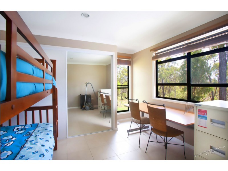 105 MURPHY RD, Captain Creek QLD 4677