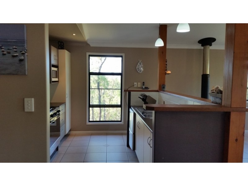 105 MURPHY RD, Captain Creek QLD 4677