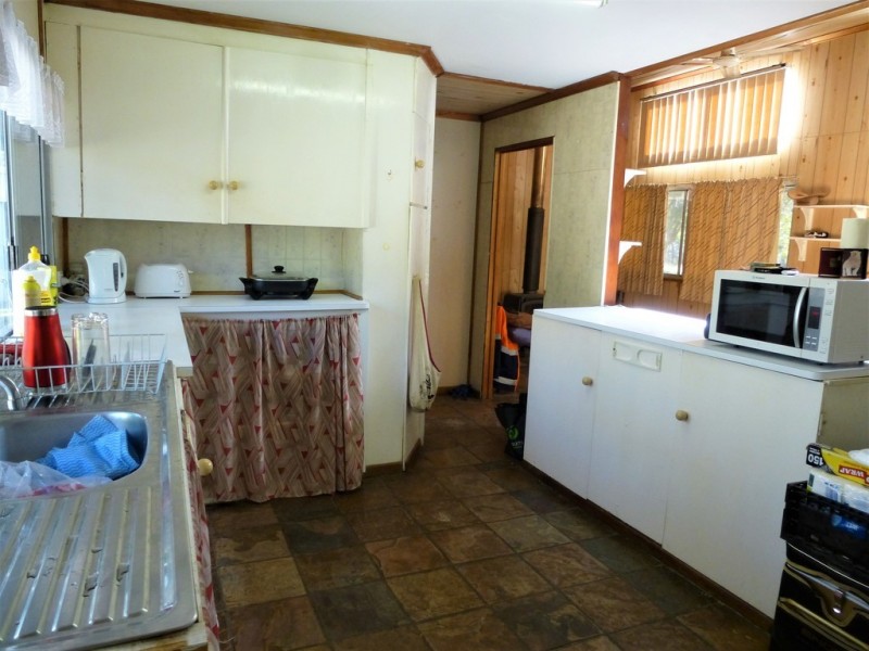 233 Pacific Drive,, Deepwater QLD 4674