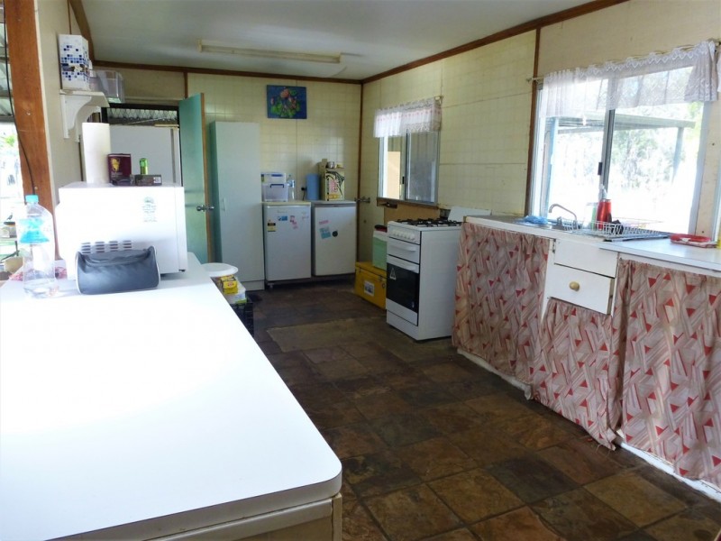 233 Pacific Drive,, Deepwater QLD 4674