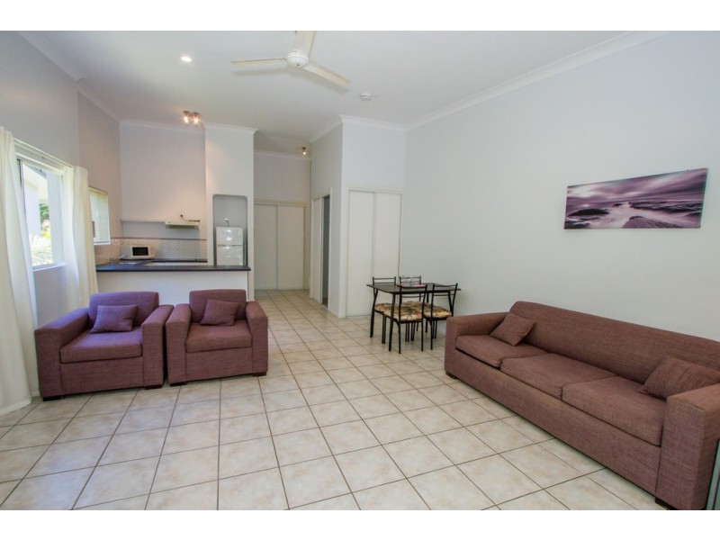 4/40 Captain Cook Drive, Agnes Water QLD 4677