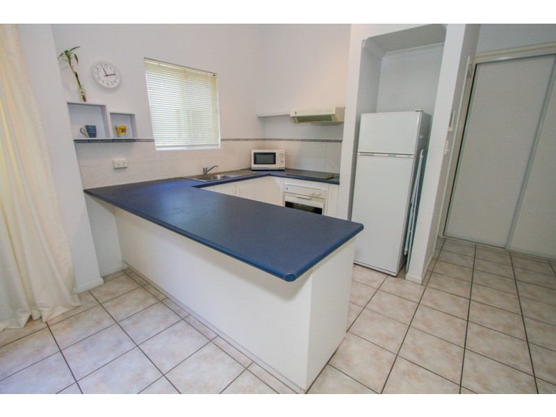 4/40 Captain Cook Drive, Agnes Water QLD 4677