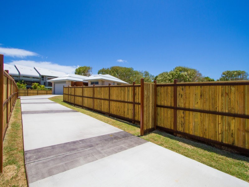 50 Atlantis Blvd, Agnes Water QLD 4677