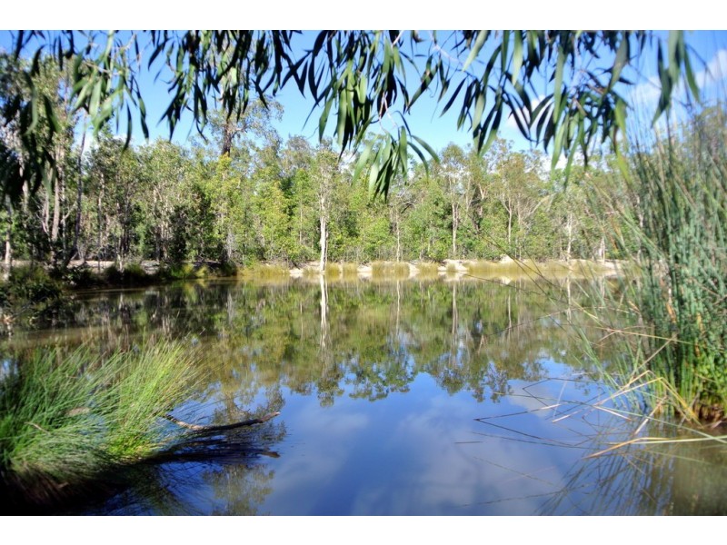671 Murphy Road, Captain Creek QLD 4677