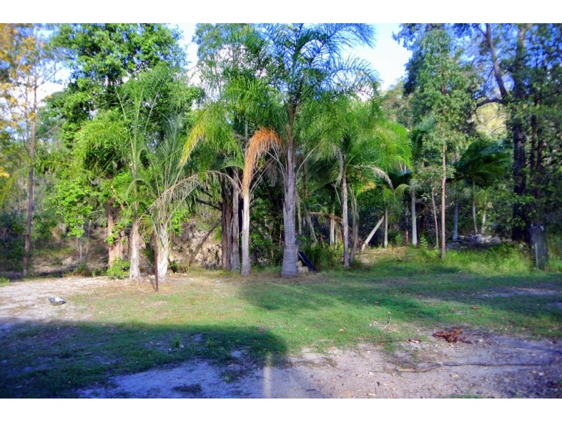 671 Murphy Road, Captain Creek QLD 4677
