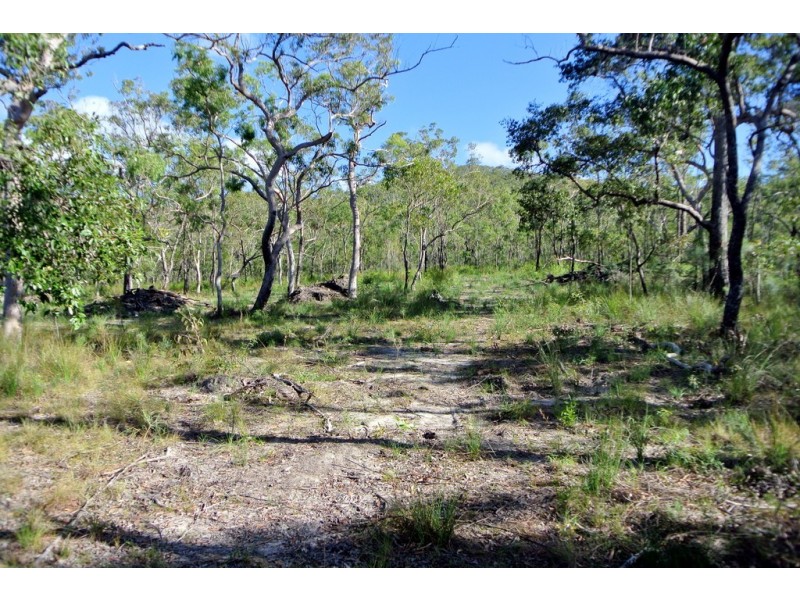 671 Murphy Road, Captain Creek QLD 4677