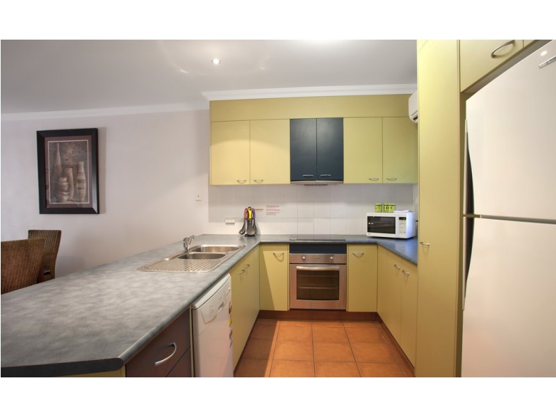 32/2 Beaches Village Circuit, Agnes Water QLD 4677