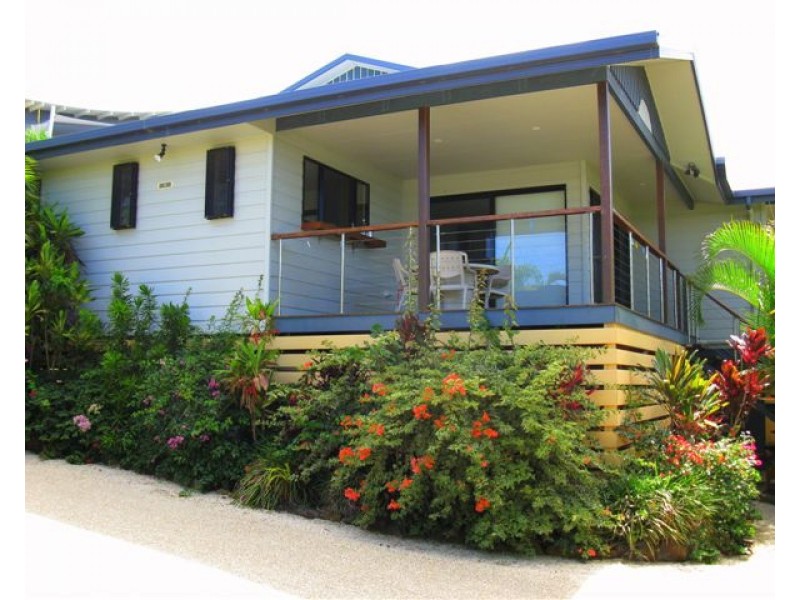 2/5 Gibbons Court, Agnes Water QLD 4677