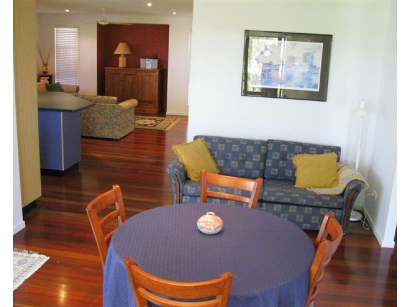 2/5 Gibbons Court, Agnes Water QLD 4677