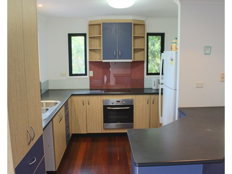 2/5 Gibbons Court, Agnes Water QLD 4677