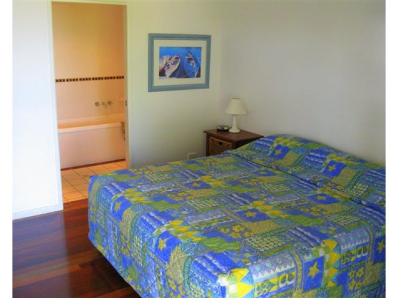 2/5 Gibbons Court, Agnes Water QLD 4677