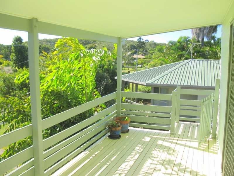 6 Jeffery Court, Agnes Water QLD 4677