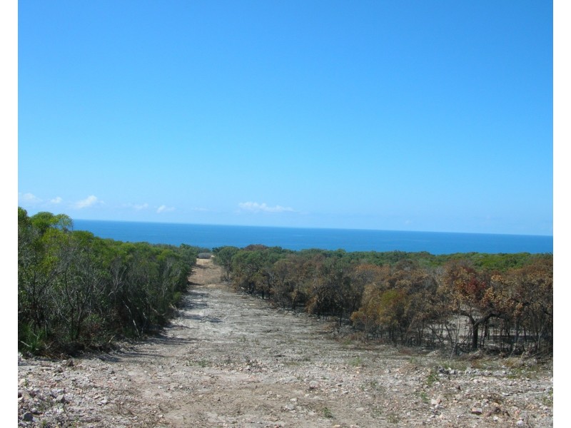 L2 Kate Avenue, Deepwater QLD 4674