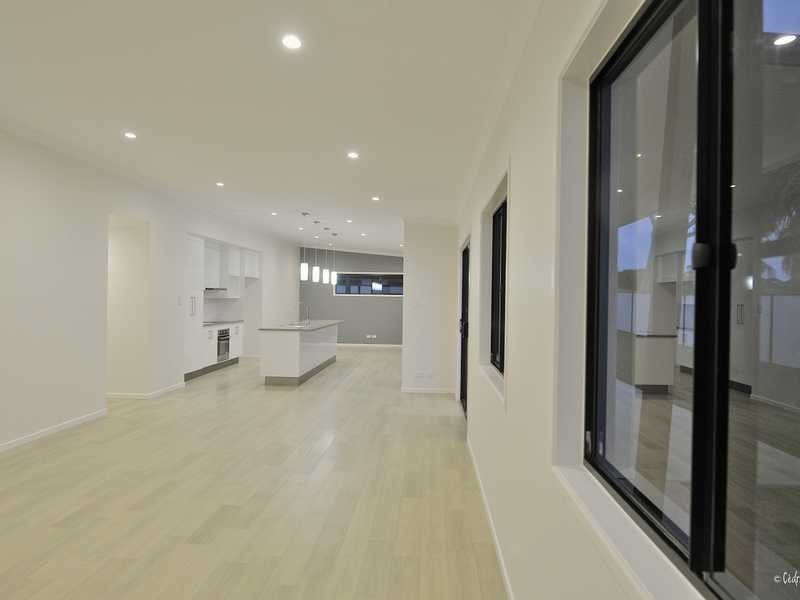 4 The Promenade, Agnes Water QLD 4677