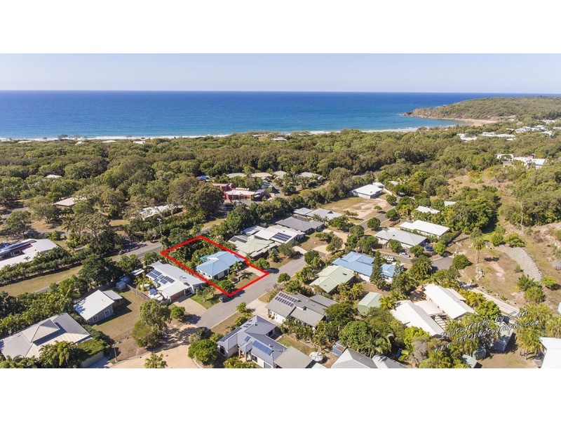 11 Joseph Banks Blvd, Agnes Water QLD 4677
