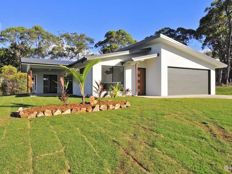 3 Seascape Close, Agnes Water QLD 4677