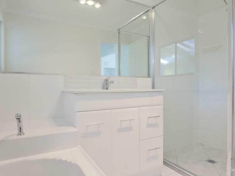 3 Seascape Close, Agnes Water QLD 4677