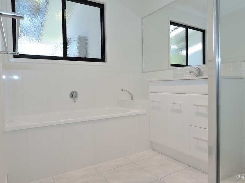 3 Seascape Close, Agnes Water QLD 4677
