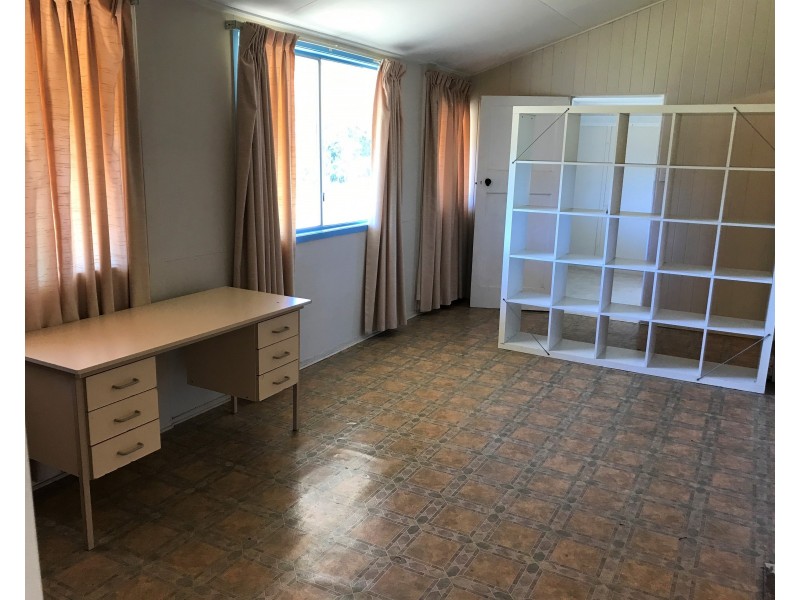 12 Larson Street, Miriam Vale QLD 4677