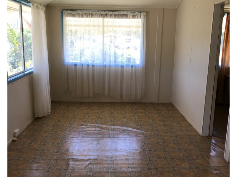 12 Larson Street, Miriam Vale QLD 4677