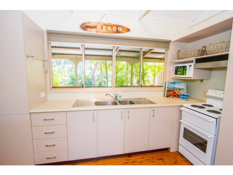 64 Graham Colyer Drive, Agnes Water QLD 4677